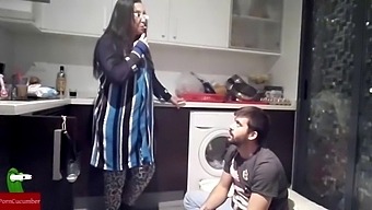 Amateur Girlfriend'S Homemade Outdoor Sex With Pierced Cock And Cum