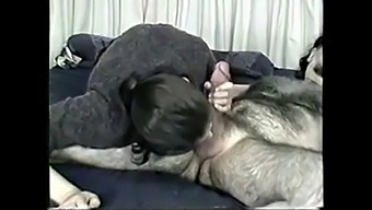 Arab Muslim Wife Gives A Homemade Blowjob In Italian Style