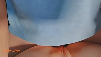Beautiful Woman Gives Oral Pleasure And Receives A Creamy Load