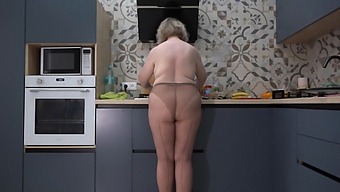 A Curvy Wife In Nylon Pantyhose Seduces Her Husband In The Kitchen